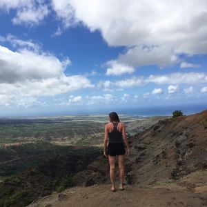 Meet your Posher, Julia